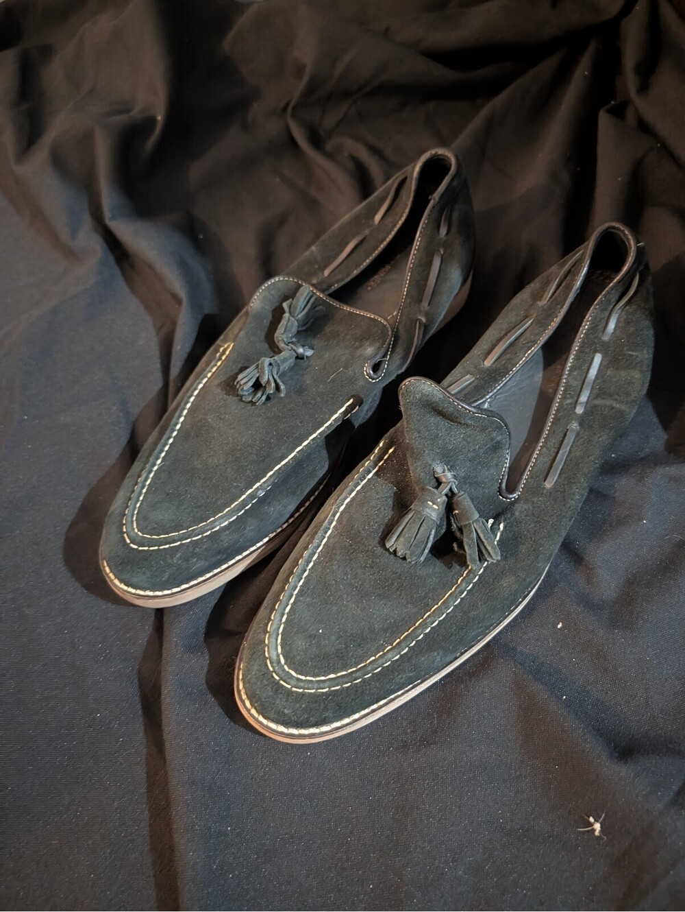 Donald Pliner Black Suede Leather Tassled Lpafer White Stitching Sz  11